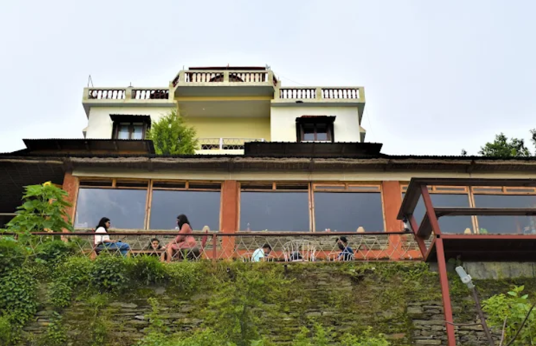 Alhito Café & Resort: Best Cafes in Almora