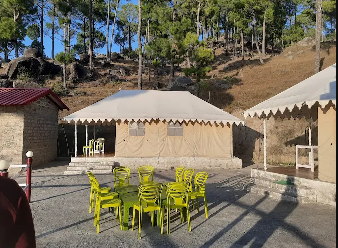 Dolidana Cafe : Cafes in Almora